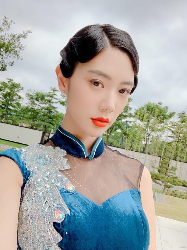 天鹅芭热门12